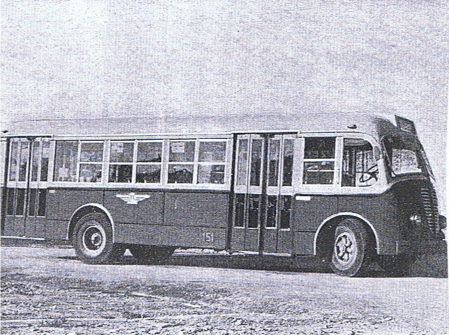 8- autobus 3 001